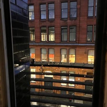 Trendy One Bedroom Apartment Glasgow Exterior photo