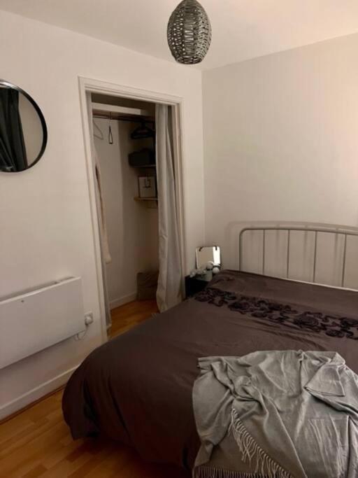 Trendy One Bedroom Apartment Glasgow Exterior photo